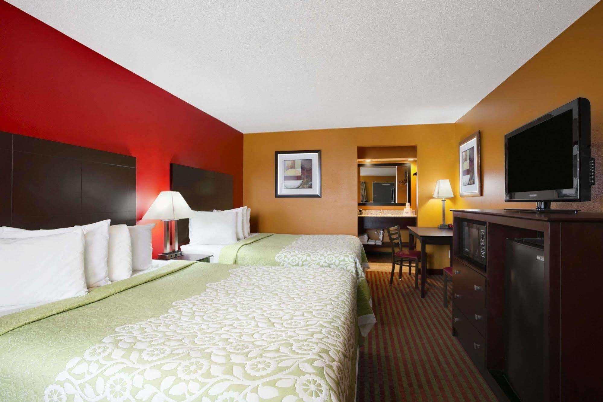 Days Inn By Wyndham Liberty/Ne Kansas City Exterior foto